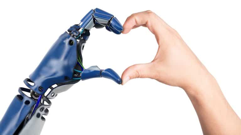 الآلة محل البشر في المستقبل